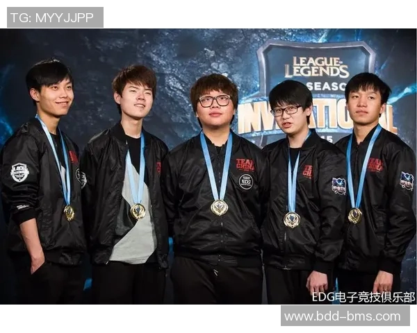 esports数据深入分析EDG与V5对决的战术布局与赛后复盘策略